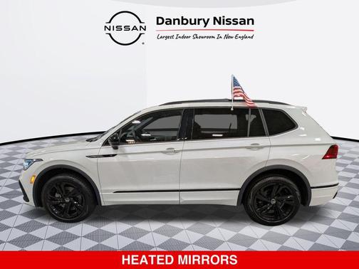 Opal White Pearl 2024 Volkswagen Tiguan 2.0T SE R-Line Black 4MOTION