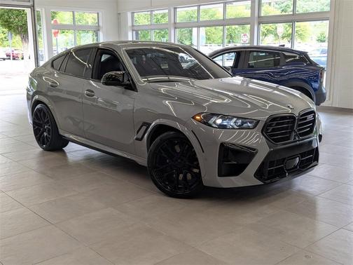 2025 BMW X6 M Base