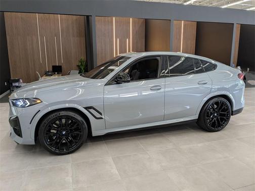 2025 BMW X6 M Base