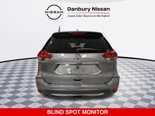 Gun Metallic 2019 Nissan Rogue SL