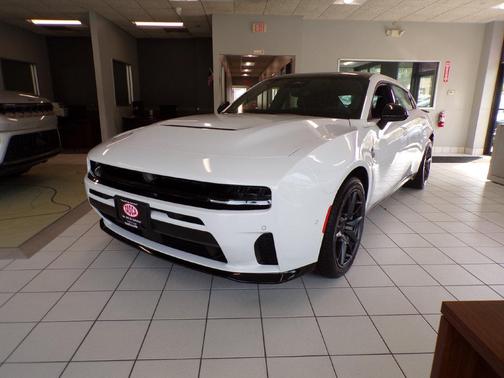 Bright White Clearcoat 2026 Dodge Charger Scat Pack