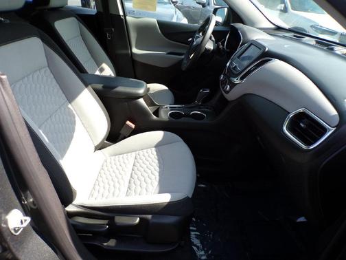 Nightfall Gray Metallic 2021 Chevrolet Equinox LS
