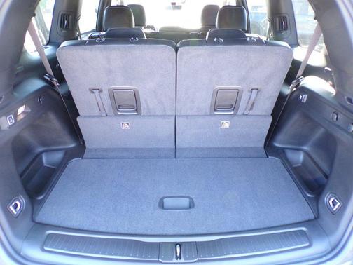 Baltic Gray Metallic Clearcoat 2026 Jeep Grand Cherokee L Altitude