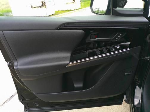 2023 Subaru Solterra Touring