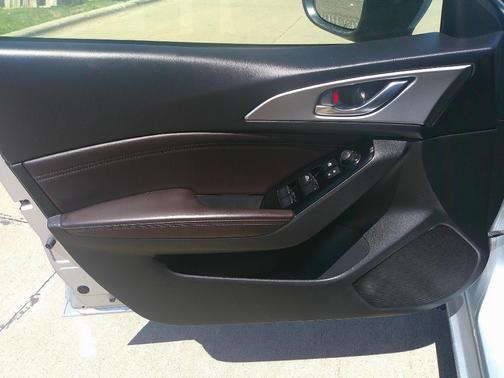 2018 Mazda Mazda3 Touring