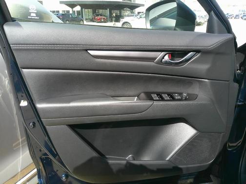 2025 Mazda CX-5 Select