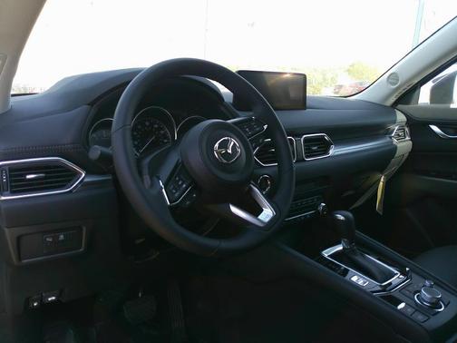 2025 Mazda CX-5 Select