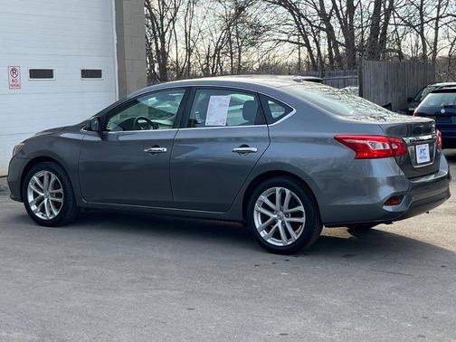 Gun Metallic 2019 Nissan Sentra SV