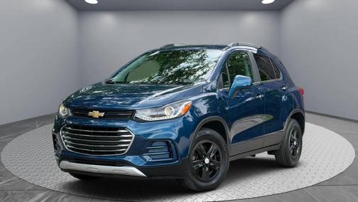 Pacific Blue Metallic 2020 Chevrolet Trax LT