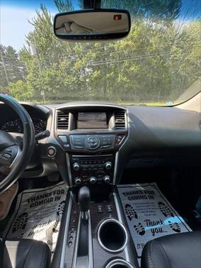 2013 Nissan Pathfinder SL