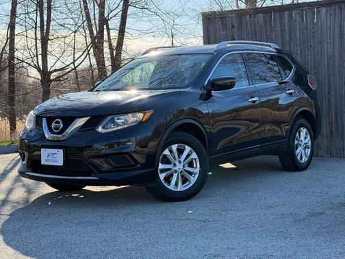 Magnetic Black 2016 Nissan Rogue SV