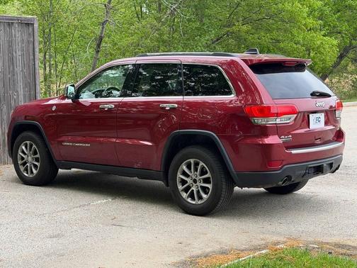 Brilliant Black Crystal Pearlcoat 2014 Jeep Grand Cherokee Limited