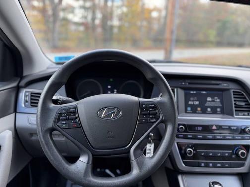 2017 Hyundai SONATA Sport