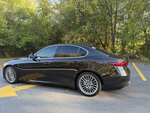 2017 Alfa Romeo Giulia Ti