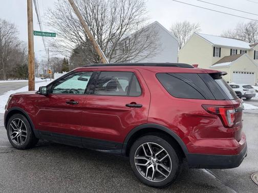 2016 Ford Explorer Sport