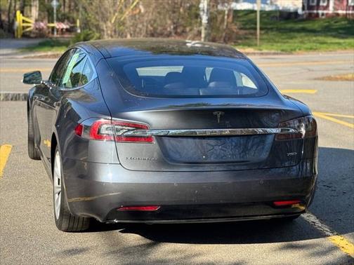 2017 Tesla Model S 75D