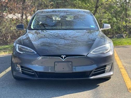 2017 Tesla Model S 75D
