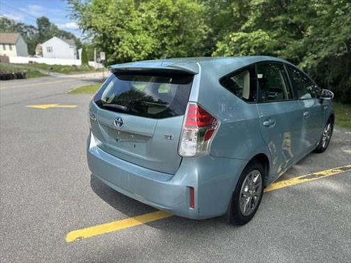 2015 Toyota Prius v Two