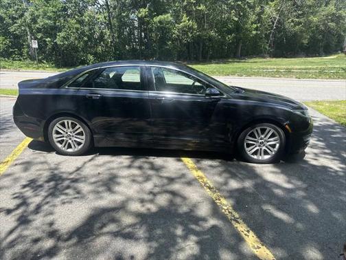 2015 Lincoln MKZ Base