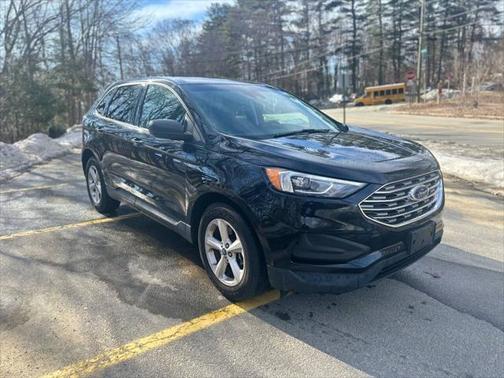 2020 Ford Edge SE