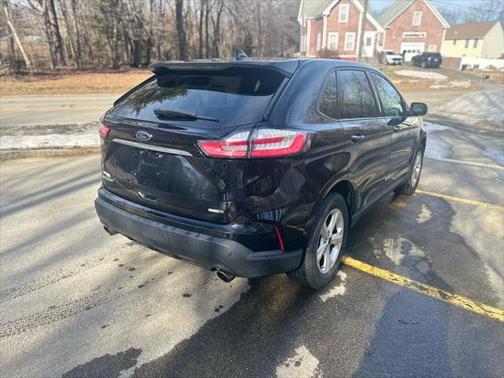 2020 Ford Edge SE