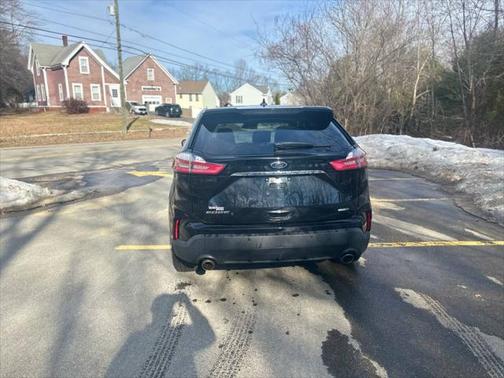 2020 Ford Edge SE