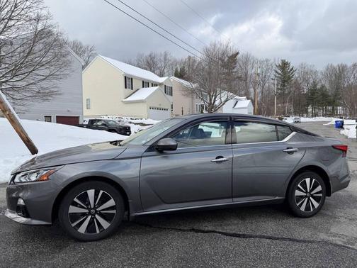 2022 Nissan Altima 2.5 SL