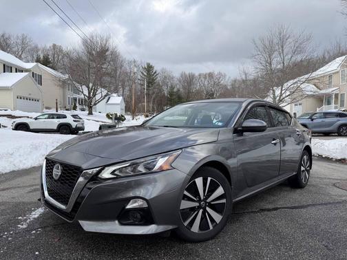 2022 Nissan Altima 2.5 SL