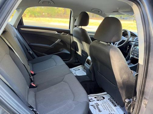2012 Volkswagen Passat 2.5 S