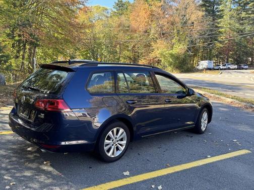 2017 Volkswagen Golf SportWagen TSI S