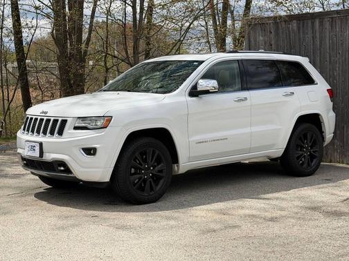 Bright White Clearcoat 2014 Jeep Grand Cherokee Overland