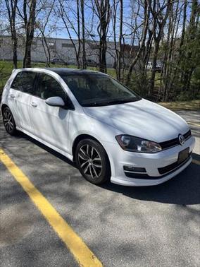 2015 Volkswagen Golf Auto TSI SE