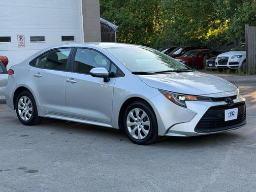 Classic Silver Metallic 2024 Toyota Corolla LE