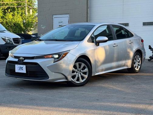 Classic Silver Metallic 2024 Toyota Corolla LE