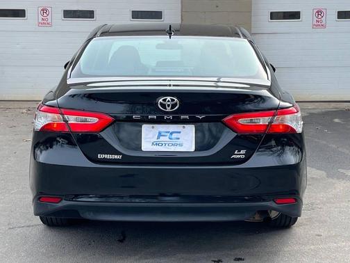 2020 Toyota Camry LE