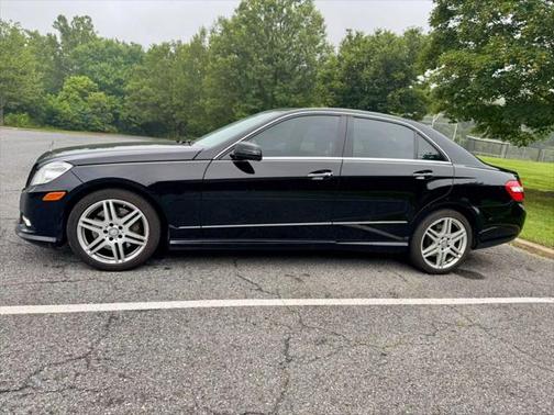 2010 Mercedes-Benz E-Class E 550 4MATIC Sedan 4D