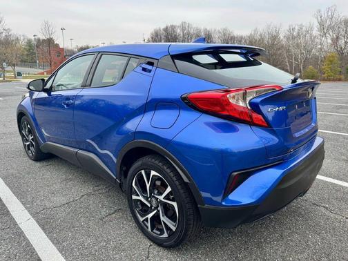 2018 Toyota C-HR XLE Premium