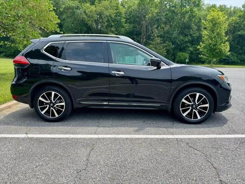 2017 Nissan Rogue SL