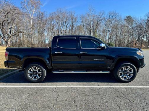 2016 Toyota Tacoma Limited
