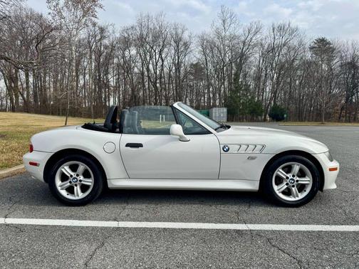 2001 BMW Z3 2.5i Roadster