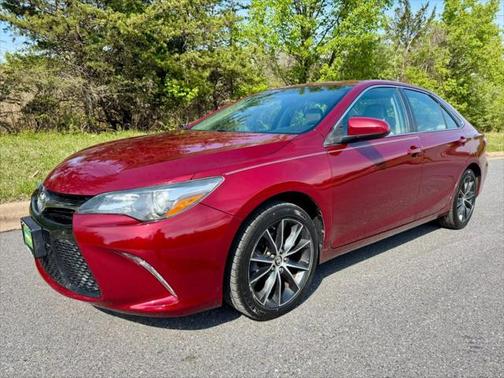 2016 Toyota Camry XSE