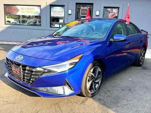 2022 Hyundai ELANTRA Limited