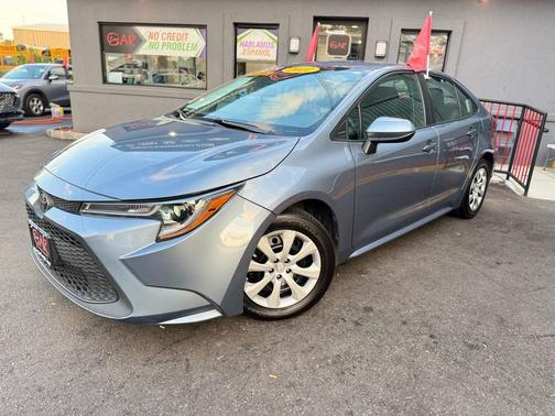2022 Toyota Corolla LE