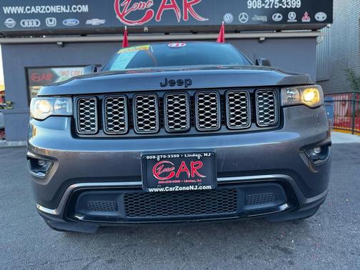 2021 Jeep Grand Cherokee Laredo