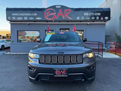 2021 Jeep Grand Cherokee Laredo