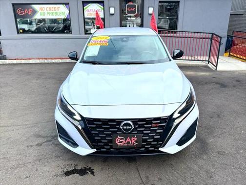 2023 Nissan Altima SR FWD