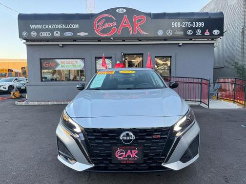 2023 Nissan Altima SR FWD