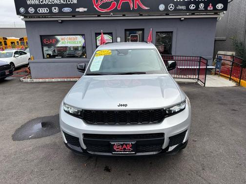 2023 Jeep Grand Cherokee L Altitude