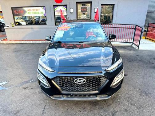 2021 Hyundai KONA SE