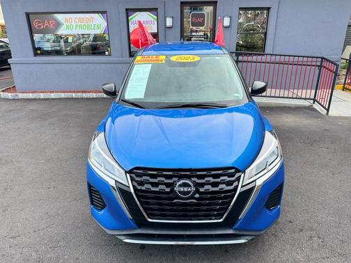 2023 Nissan Kicks S